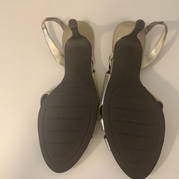 Naturalizer sandals - Picture 2 of 4